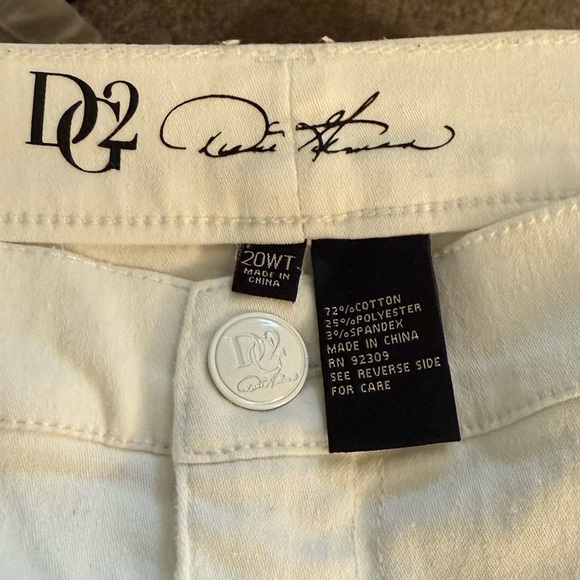 Diane Gilman  Boot Cut Jeans - White 20W Tall - Picture 7 of 7